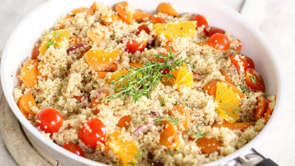 A quinoa breakfast bowl with veggies.