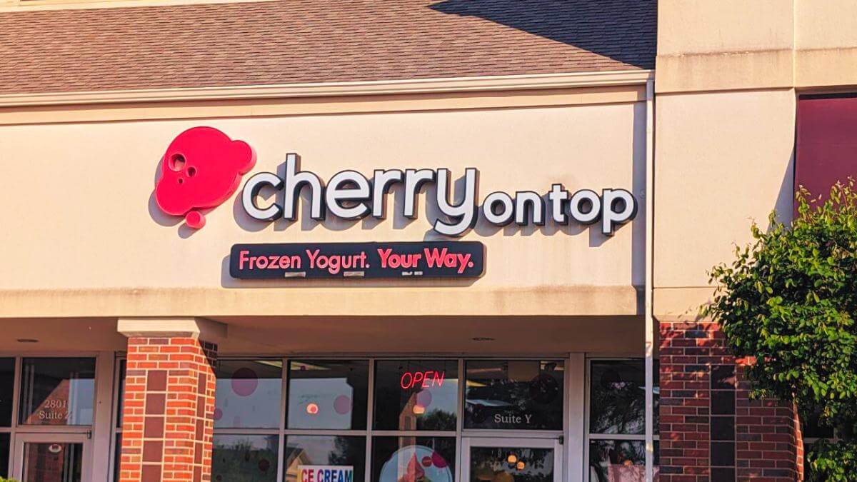 The front of a Cherry on Top restaurant.