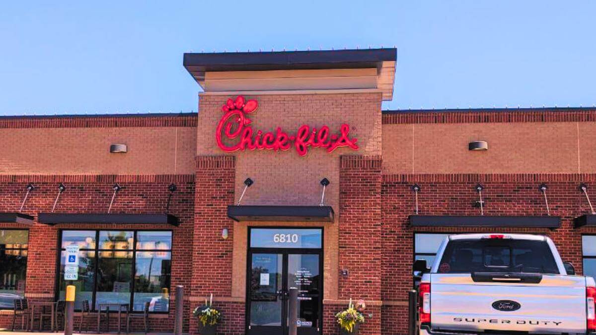 The front of a Chick-fil-A restaurant.