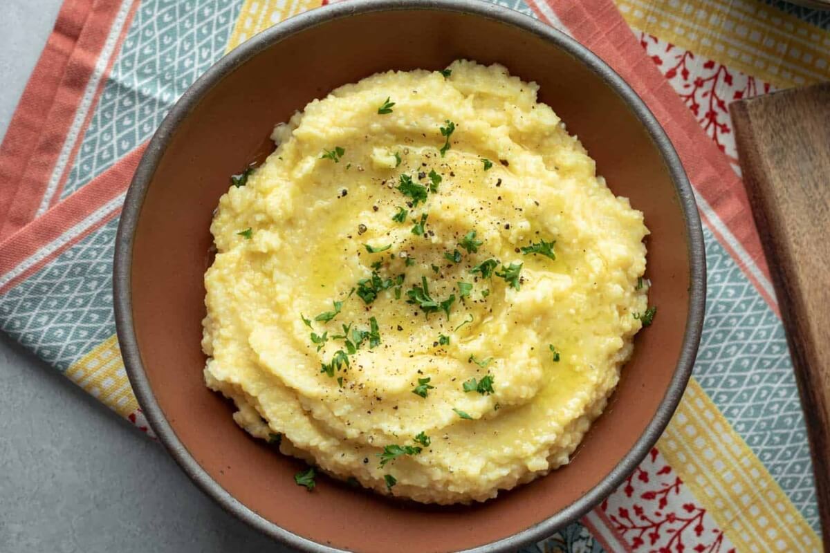 Polenta in a bowl.