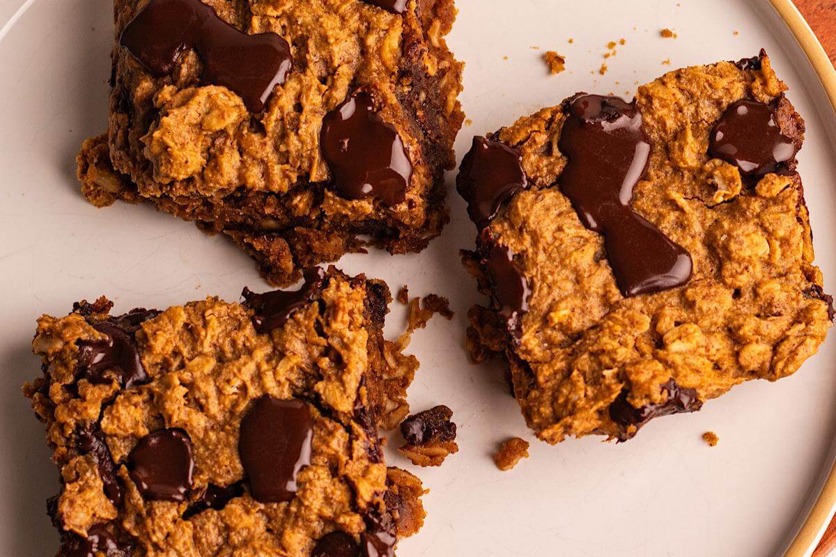 Pumpkin chocolate chip bars.