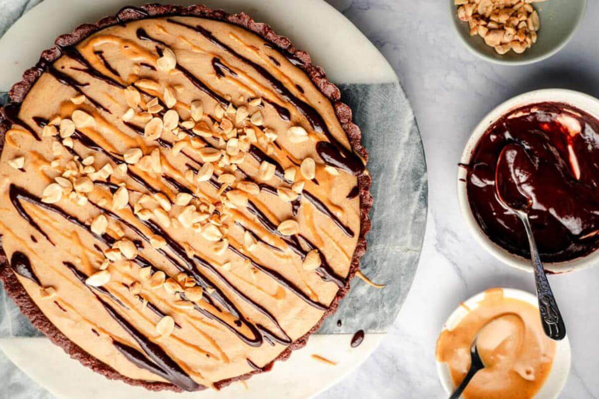 A peanut butter pie.