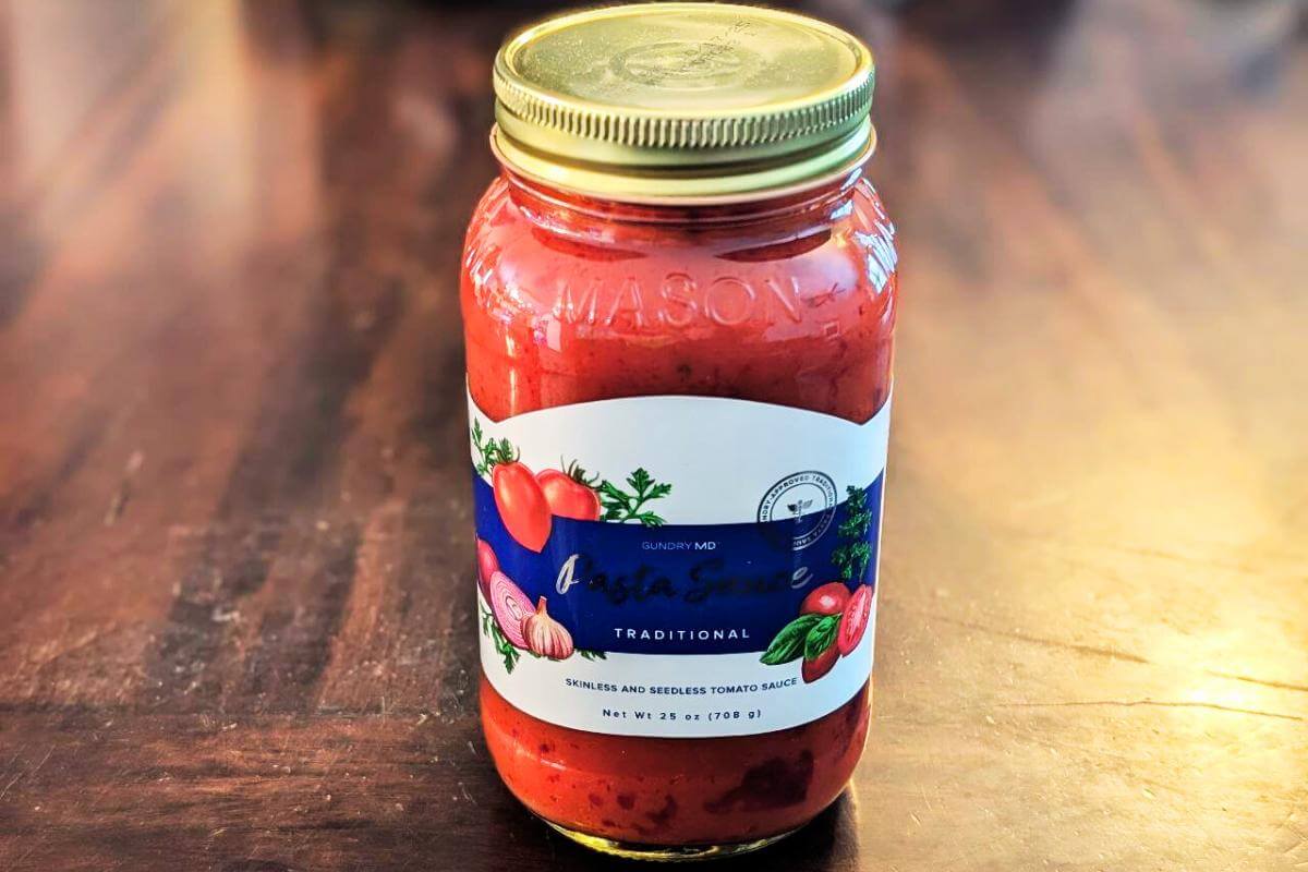 A jar of Gundry MD pasta sauce.