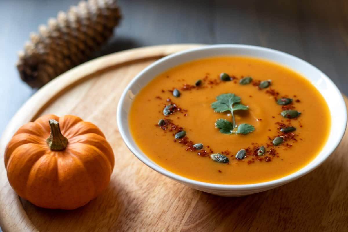 A bowl of pumpkin soup.