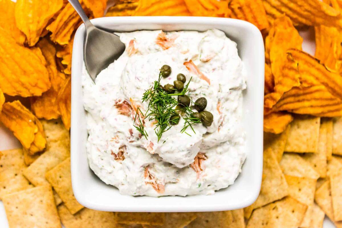 Smoked salmon dip and chips.