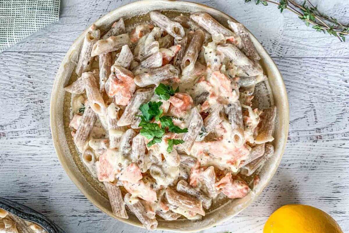 Creamy salmon pasta in a bowl.