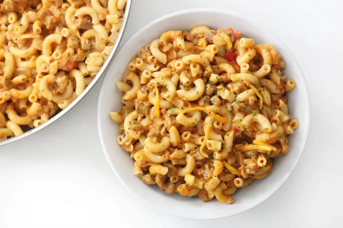 A bowl of Vegan Hamburger Helper.