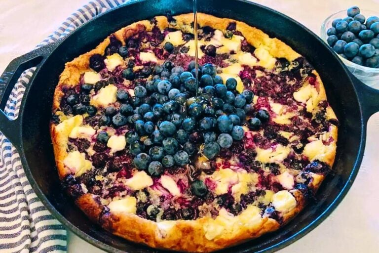 Blueberry Cheesecake German Pancakes in a pan.