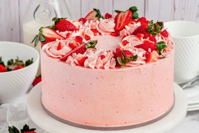A strawberry cake.