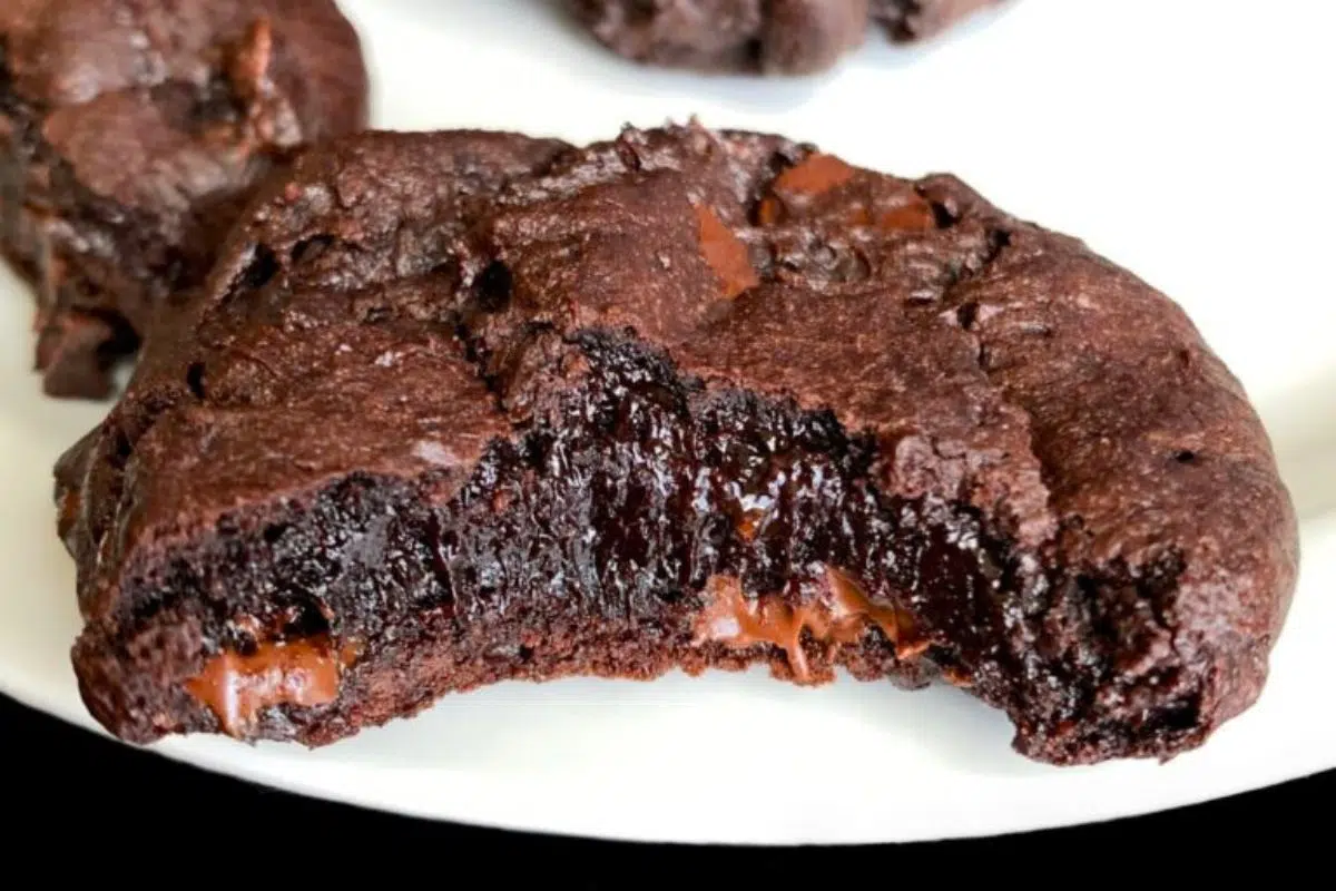 Keto Flourless Fudge Cookies close up look.