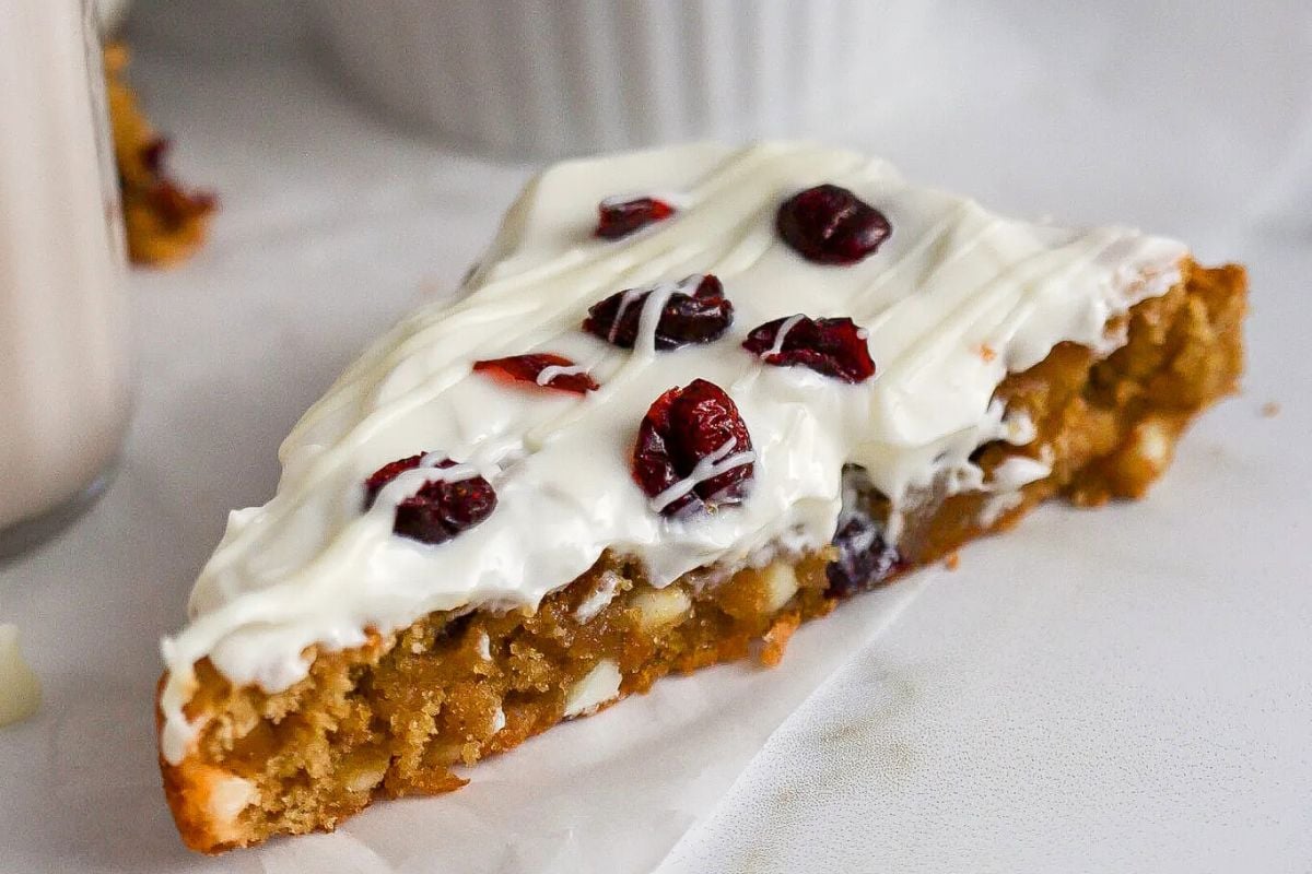 Close up look of Starbucks Cranberry Bliss Bars.