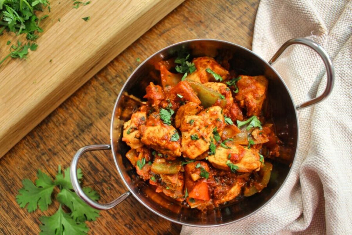 Chicken Dopiaza in a pot.