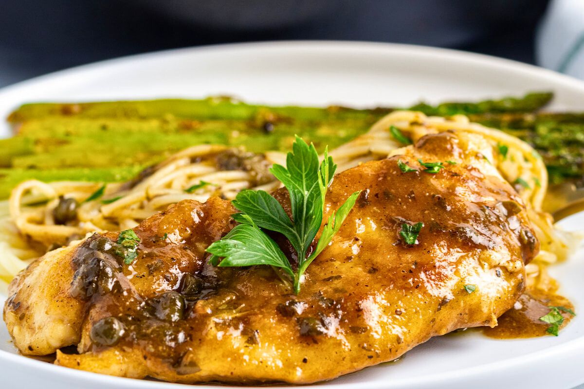 Chicken Piccata close up look.