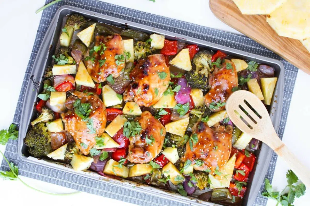 A Hawaiian chicken sheet pan dinner.