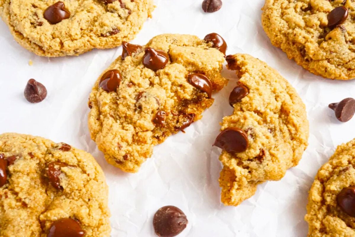 Almond Flour Chocolate Chip Cookies close up look.