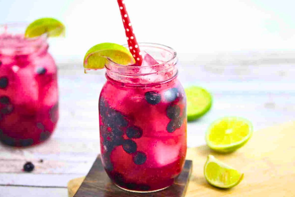 Sparkling Blueberry Mocktail in glass of jar.
