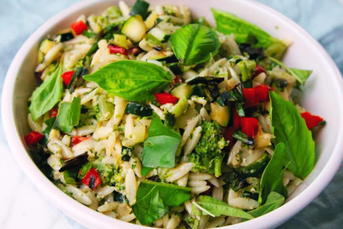A grilled salad in a bowl.