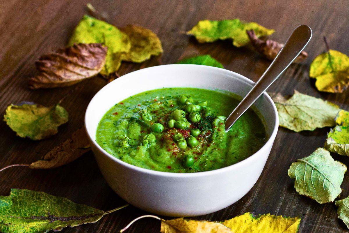 Green Soup served in a bowl.