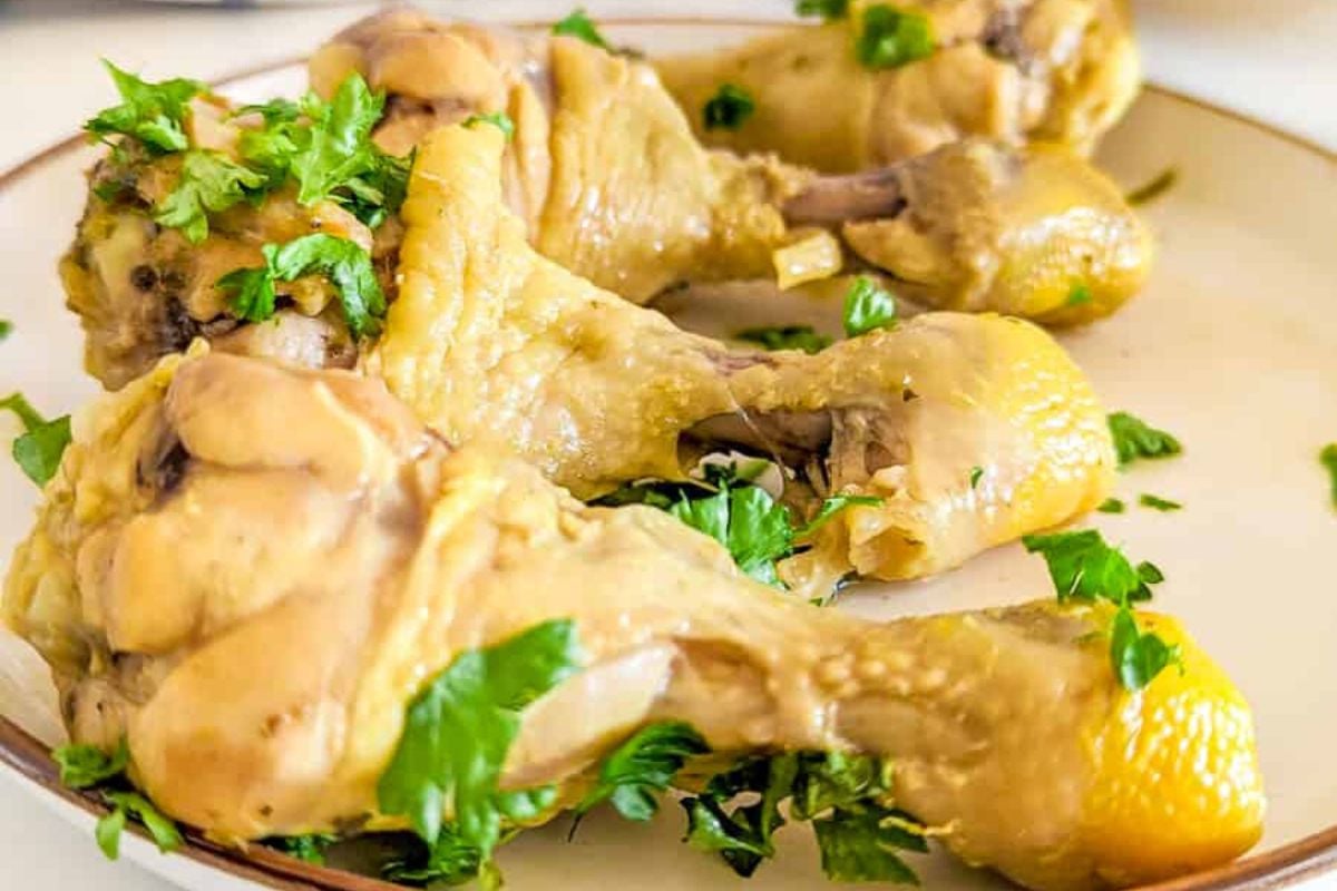 Boiled Chicken Drumsticks close up look.