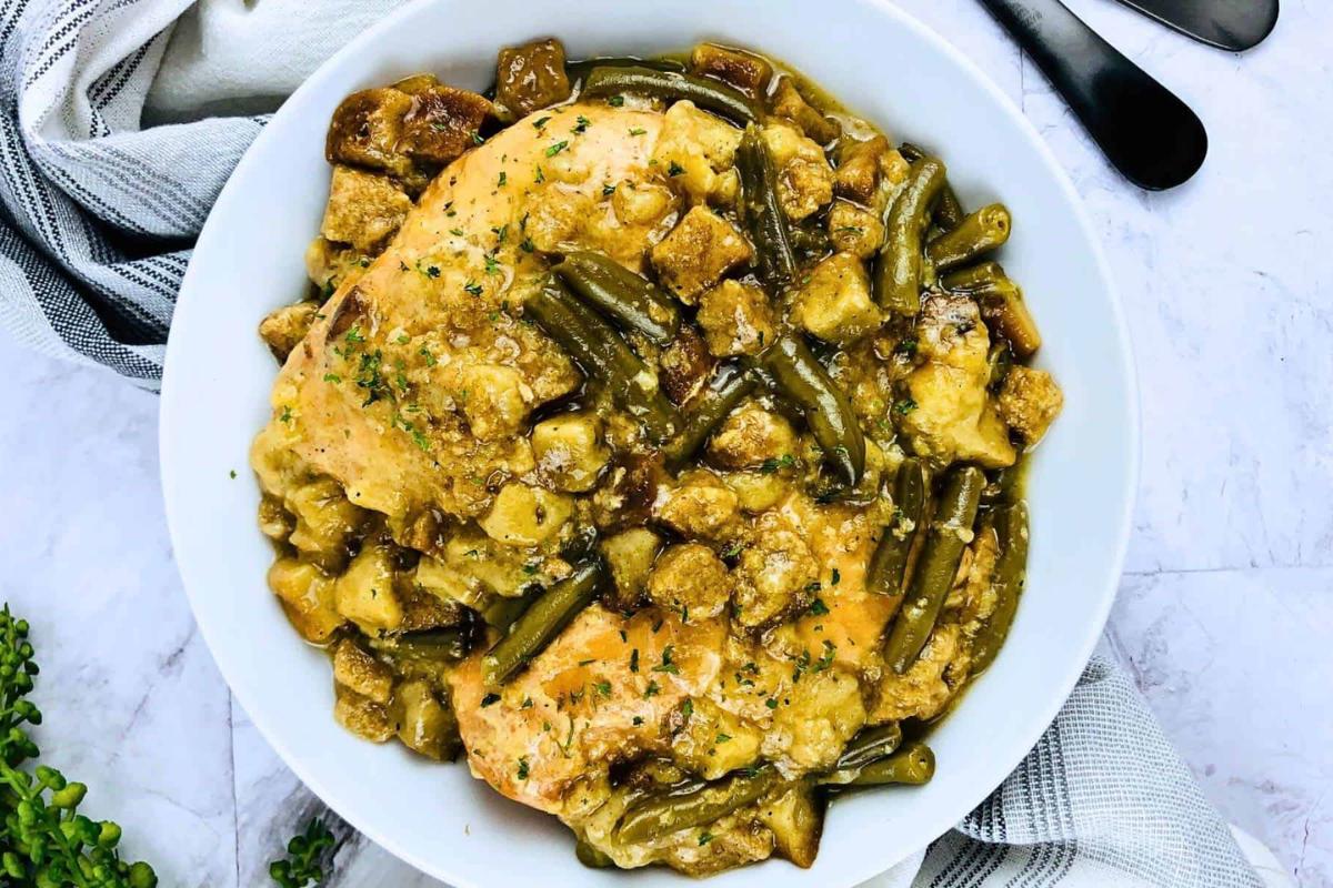 4 Ingredient Slow Cooker Chicken With Stuffing