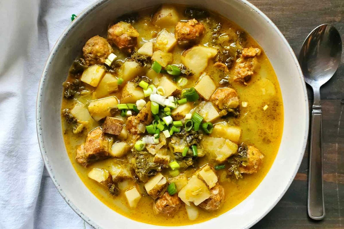 Slow Cooker Zuppa Toscana in a bowl.