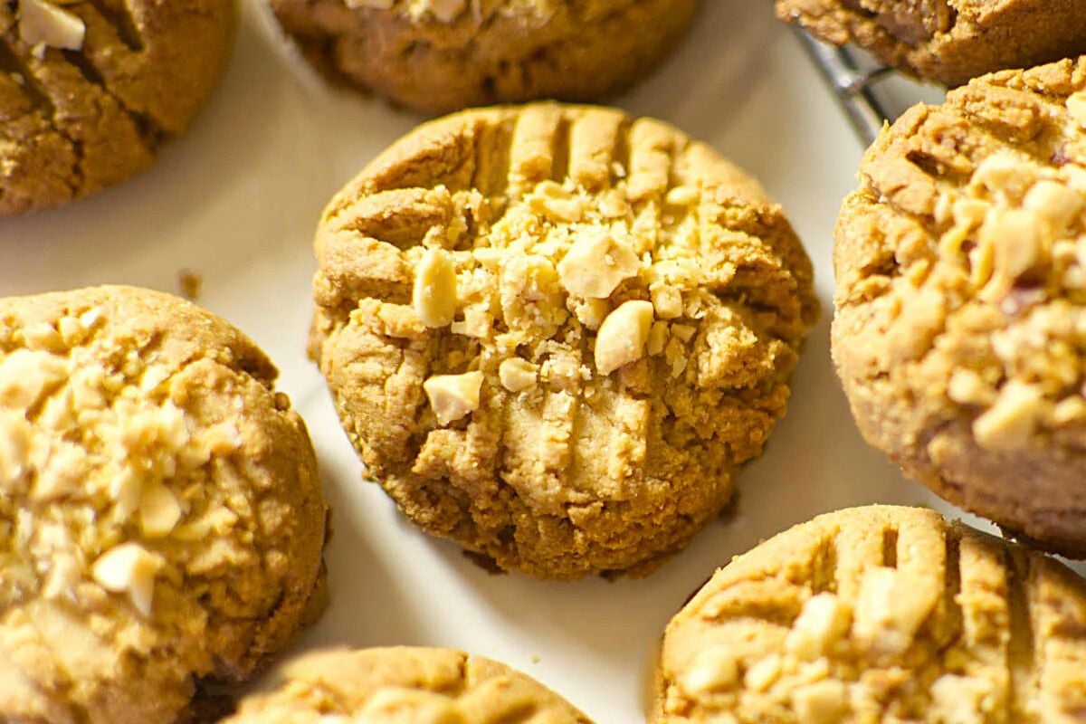 Almond Flour Peanut Butter Cookies close up look.