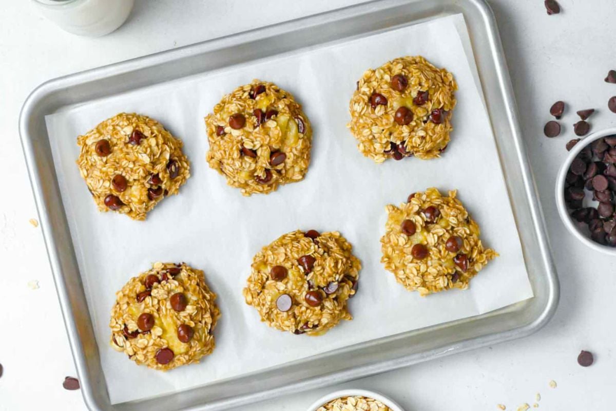 Banana Oatmeal Cookies overhead view.