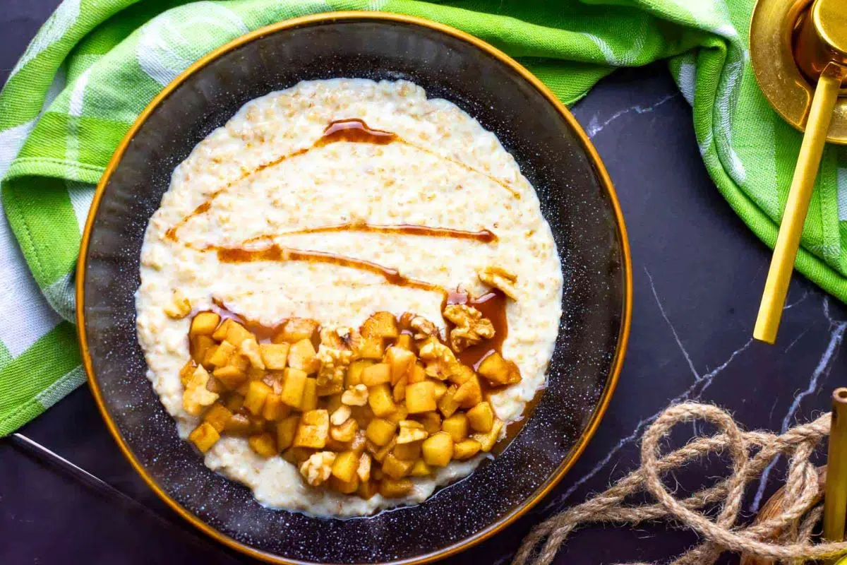 Cinnamon Apple Porridge overhead view.