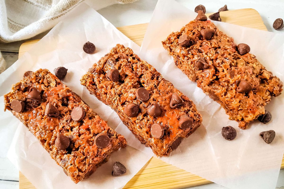Chocolate Nut-Free Protein Bar close up look.