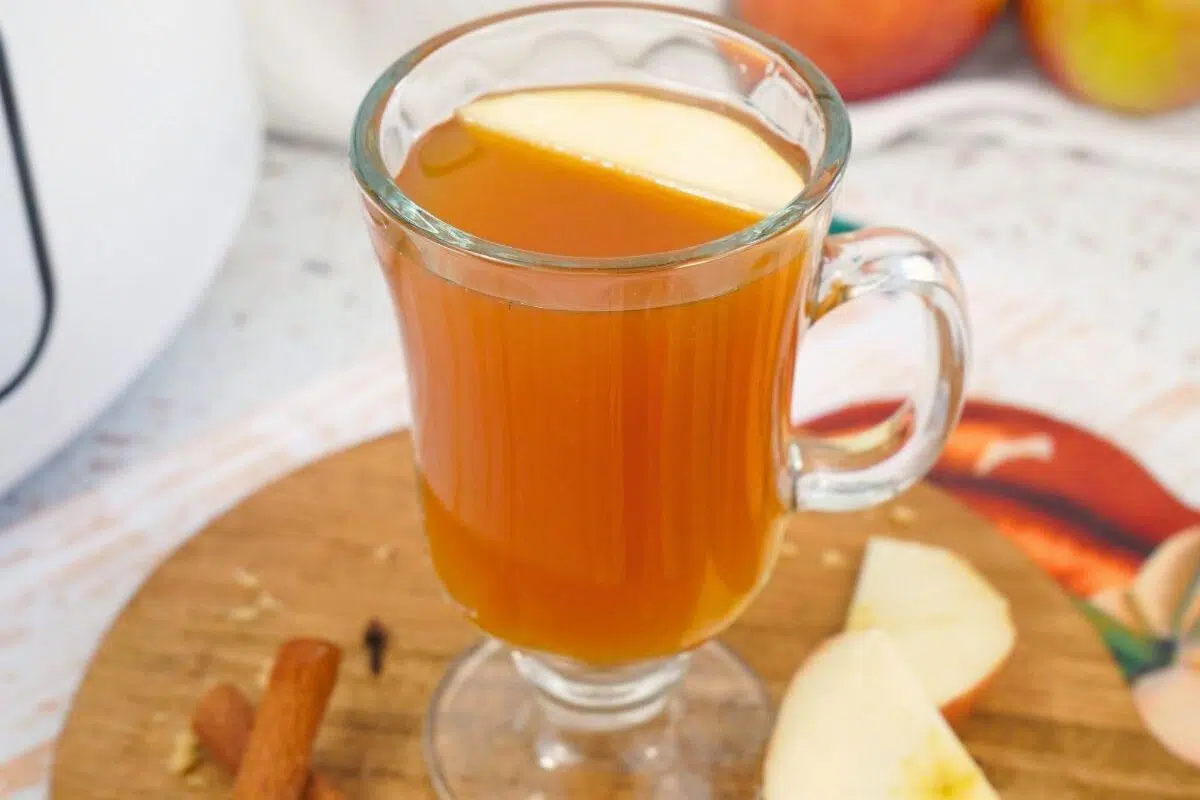 Old Fashioned Apple Cider close up look.