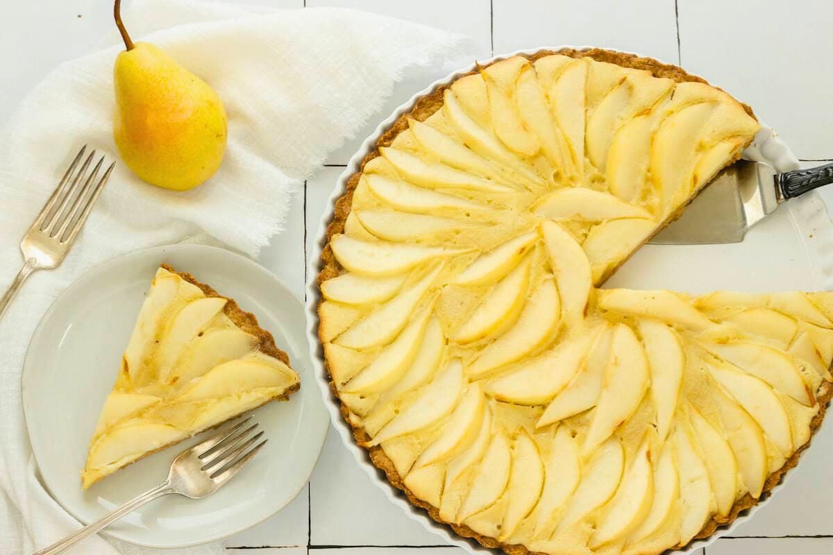 Pear Tart overhead view.
