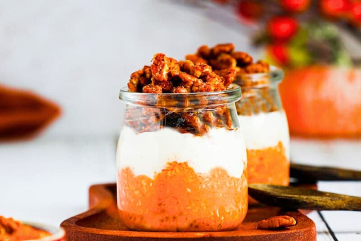Pumpkin Pie Overnight Oats in a jar.