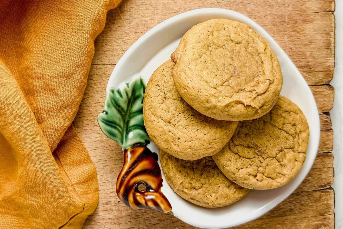 Pumpkin Spice Cookies overhead view.