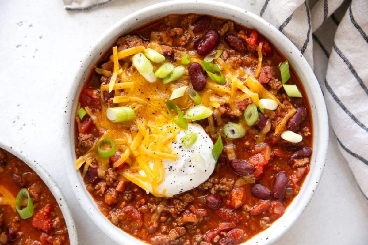 21 Meals That People Think Are Easy Until They Try Doing Them Right 16 Best Chili in a bowl.