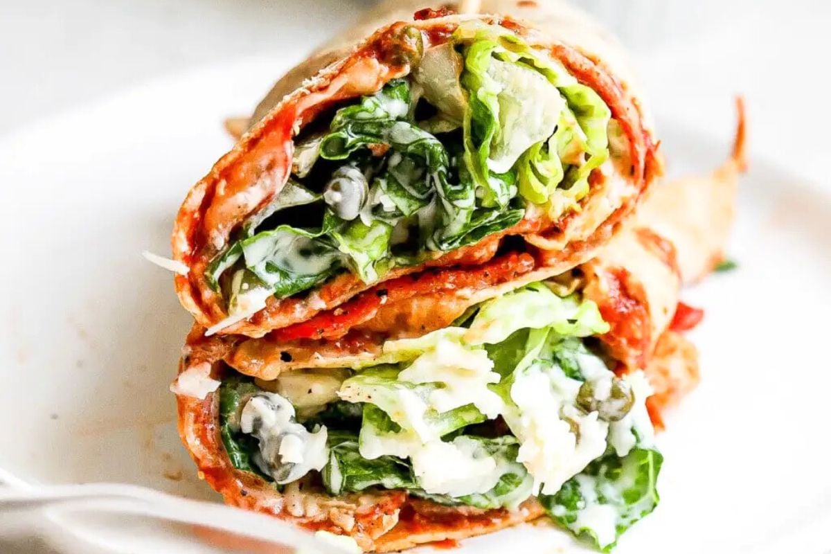 Pepperoni Pizza Caesar Wraps close up look.