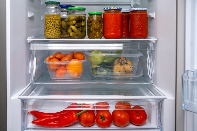 Practical Hacks to Minimize Food Waste in Your Kitchen Today