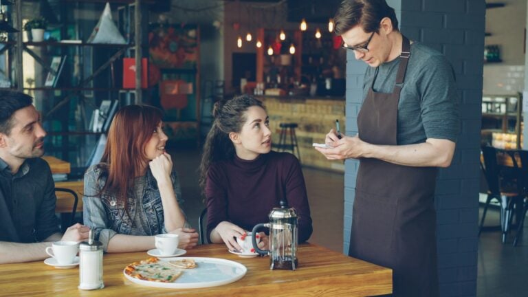 Ten Warning Signs to Avoid in Local Travel Restaurants